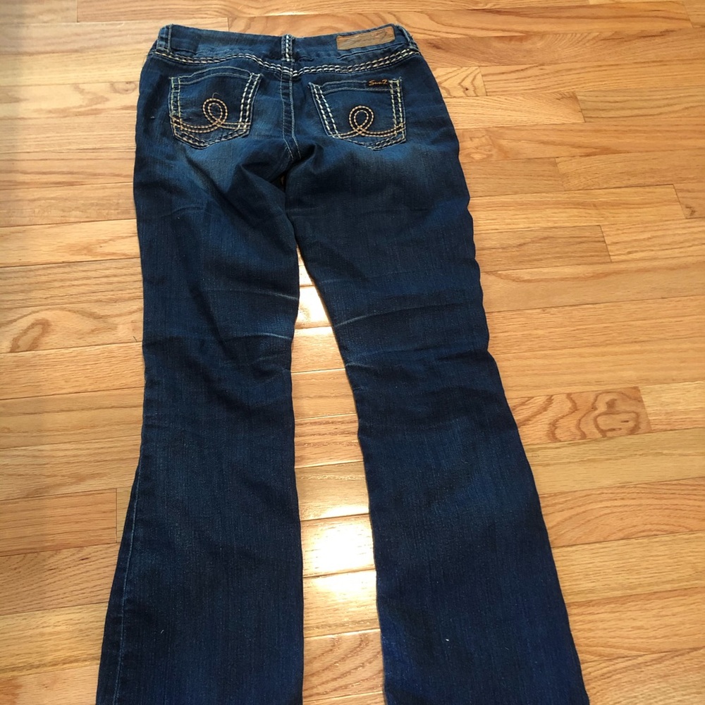 Jeans - Picture 2 of 4
